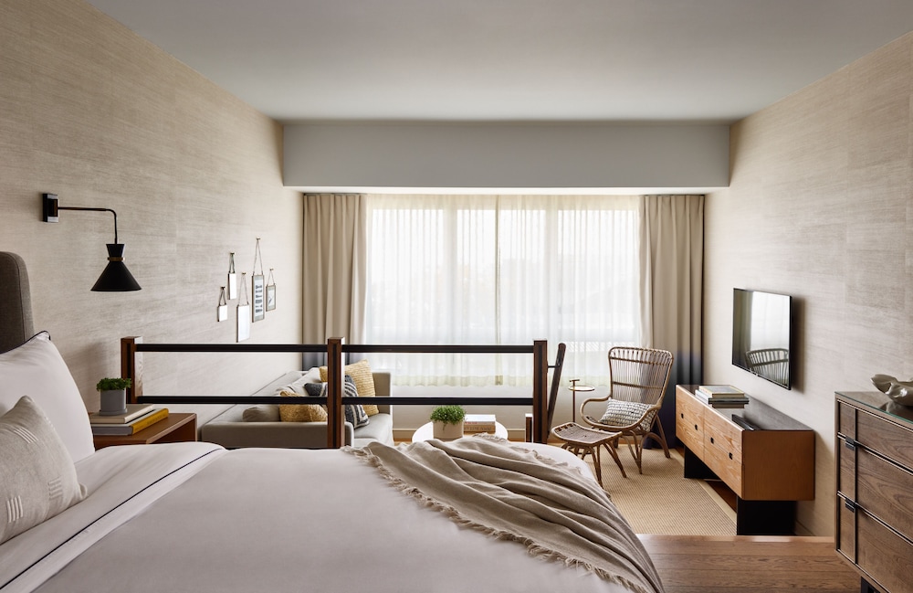 Gurneys Montauk Resort and Seawater Spa 13/78