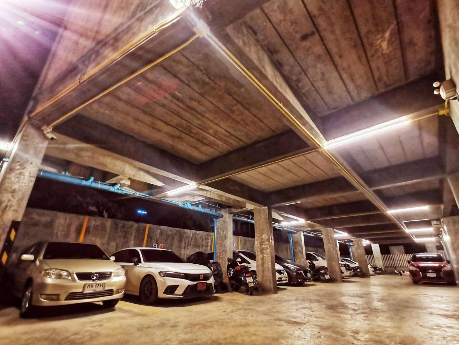 Newman Hotel Donmuang 33/35