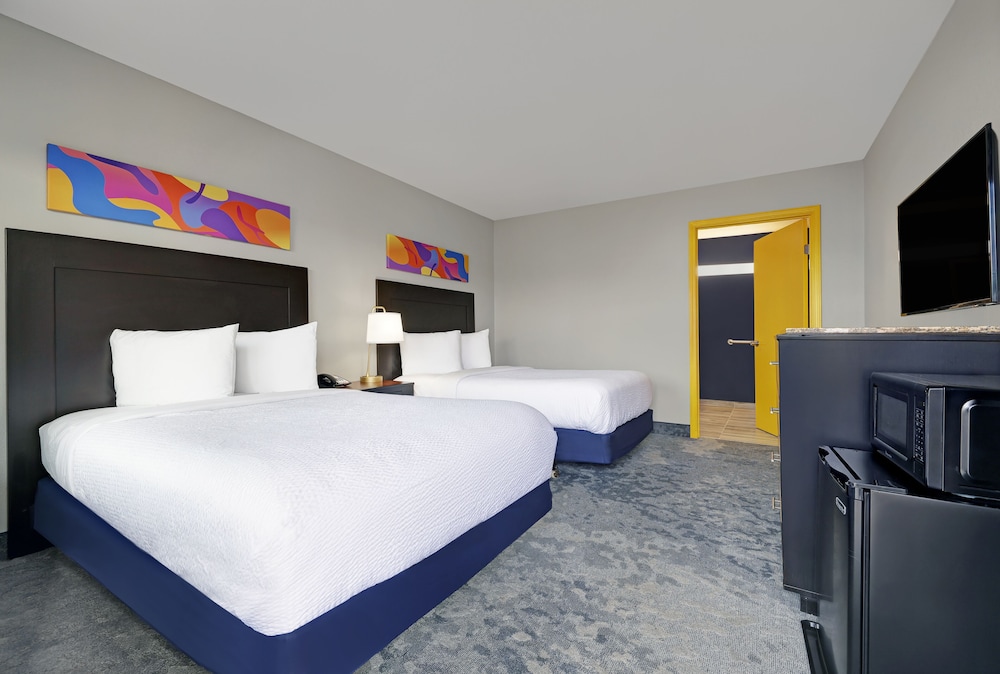 ROOM, 2 DOUBLE BEDS, ACCESSIBLE
