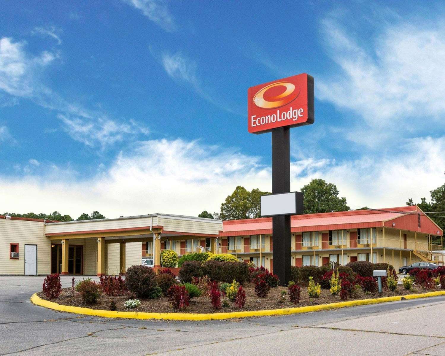 Econo Lodge Petersburg - Fort Lee 10/10
