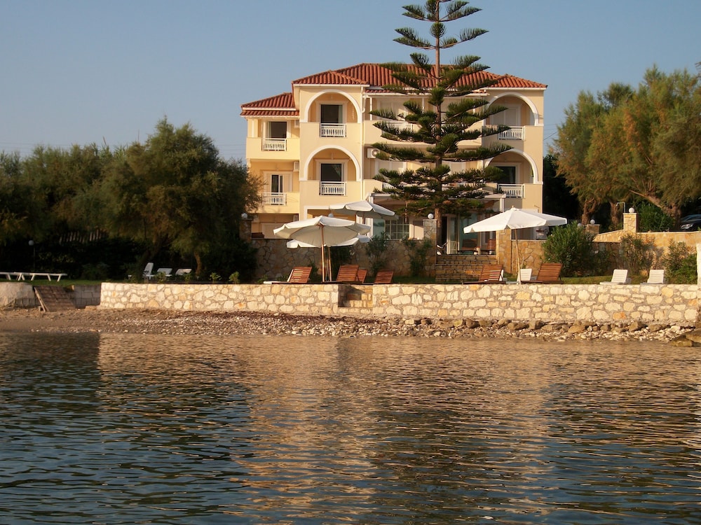 Stefania Apartments 28/44