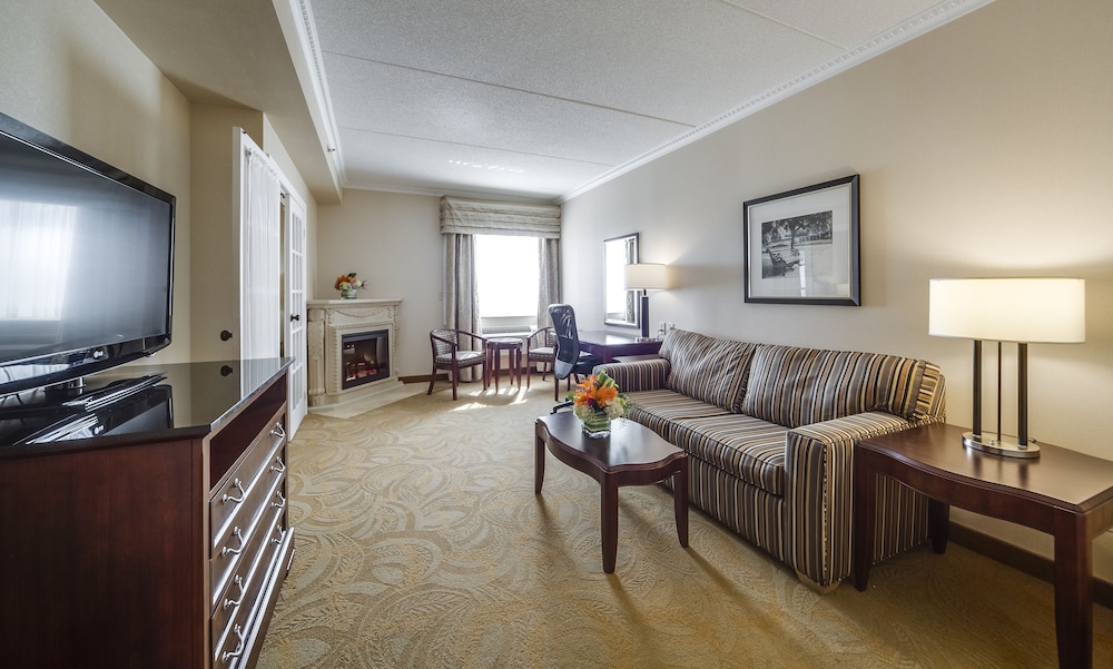 Monte Carlo Inns And Suites Downtown Markham 54/68