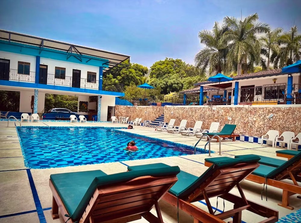 Hotel Villa Alicia 48/50