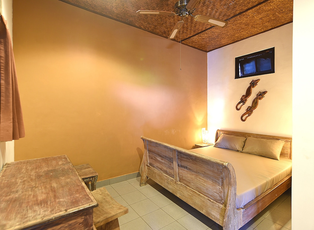 Puri Agung Homestay 12/30