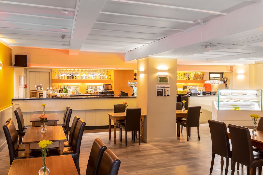The Green Hotel Golf Leisure Resort 52/60