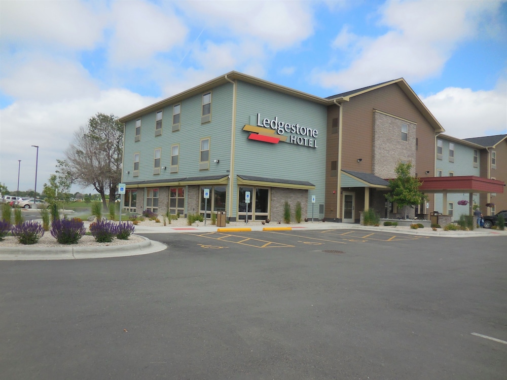 Ledgestone Hotel Billings 5/69