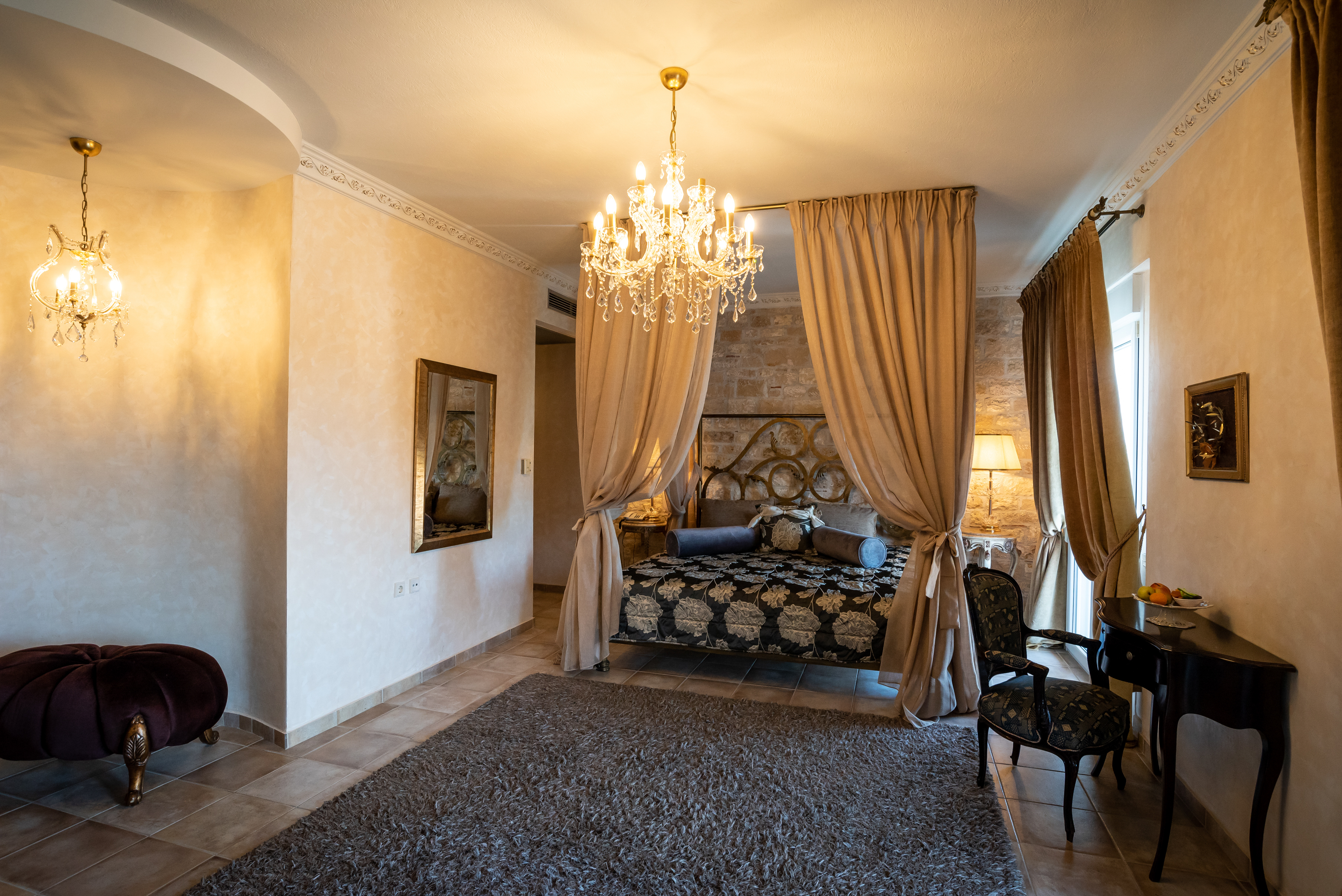 Achtis Hotel 31/50
