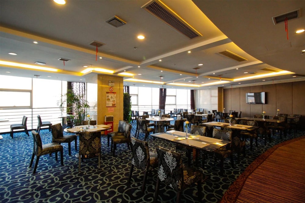 Greentree Eastern Huainan Guangchang Road Hotel 30/39
