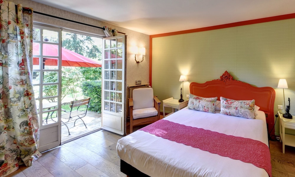 Relais And Chateaux Cazaudehore 8/79