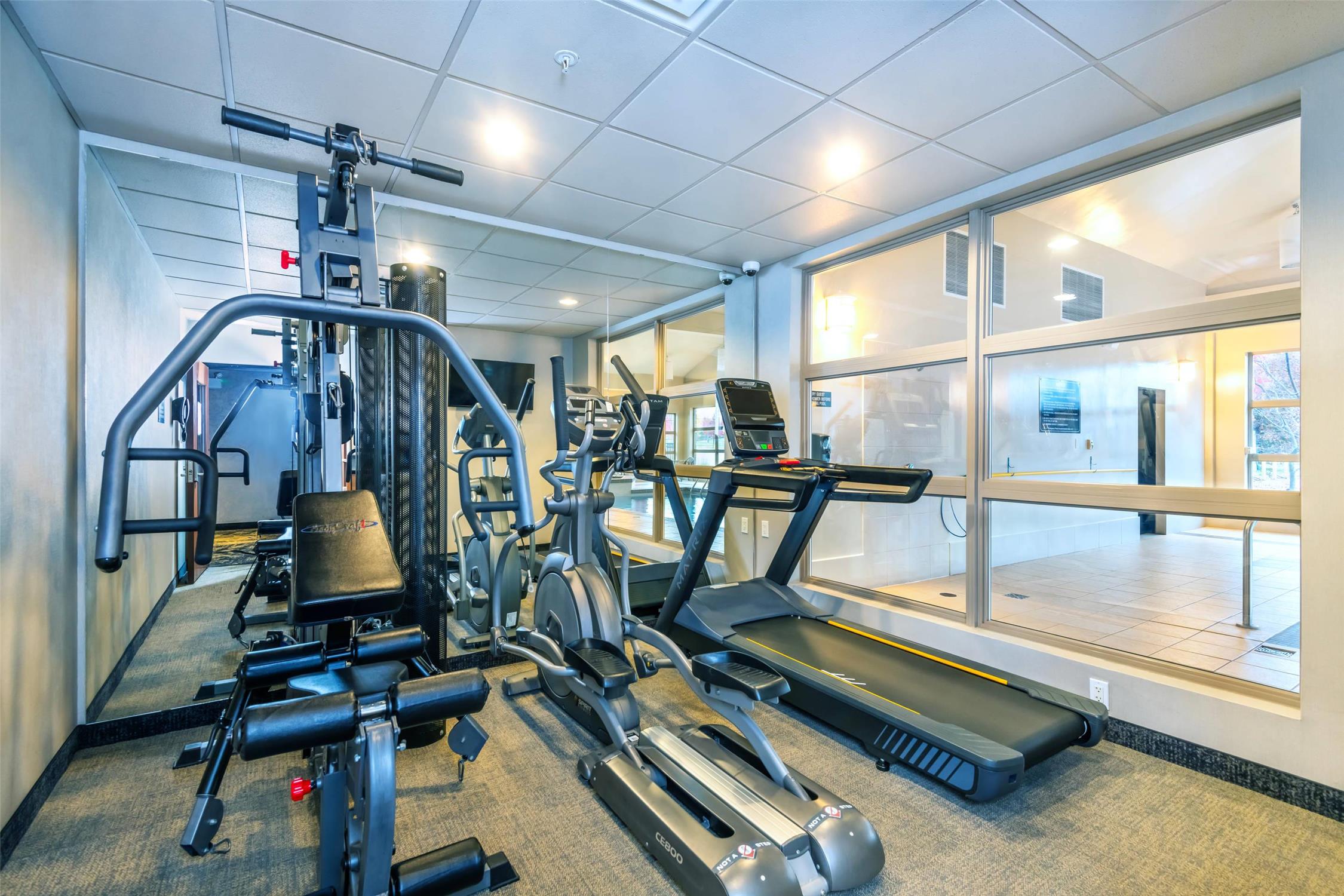 Quality Inn and Suites Petawawa 10/28