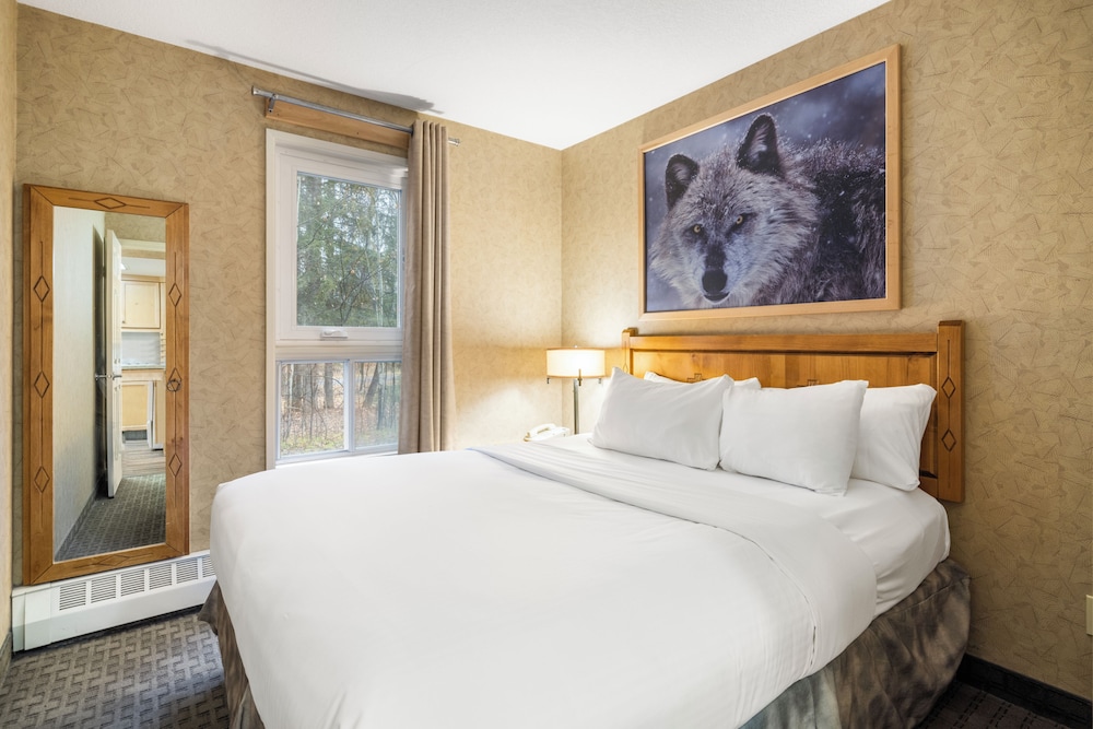 Banff Rocky Mountain Resort 21/63
