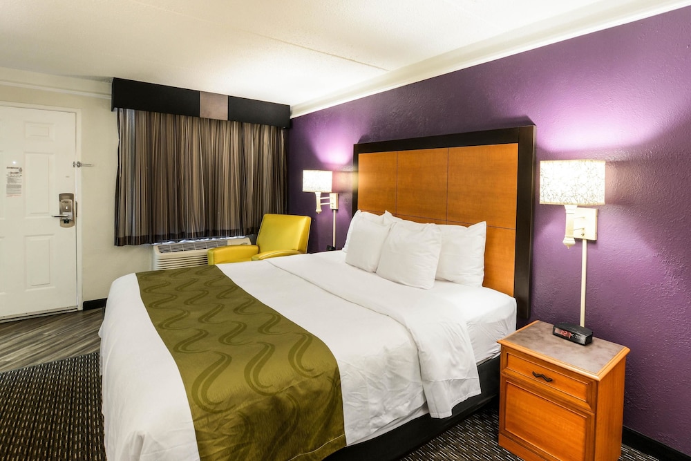 Quality Inn & Suites North Charleston Ashley Phosphate 23/50