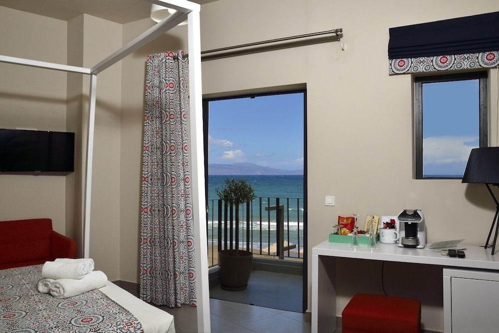 Elia Agia Marina Hotel 35/77