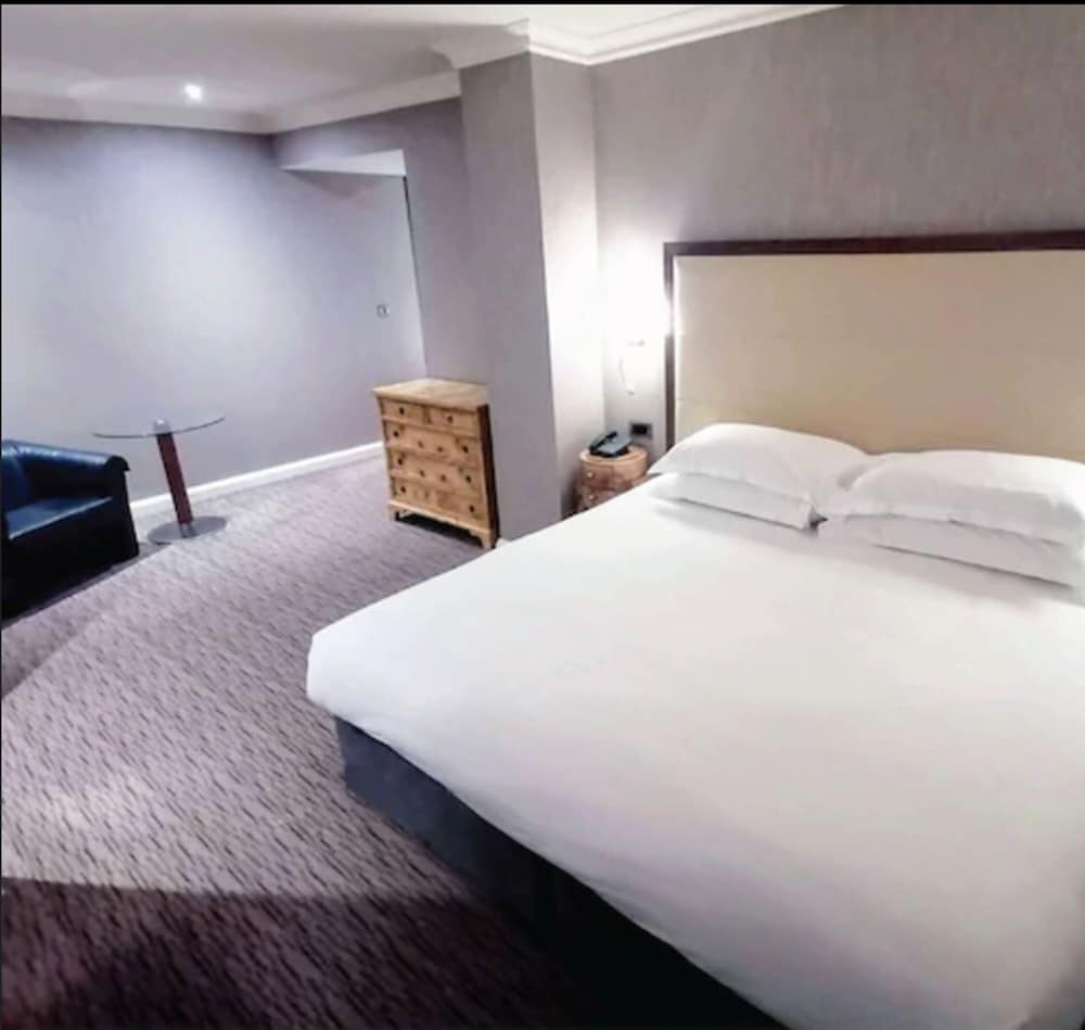 Victoria Hotel Galway 6/50