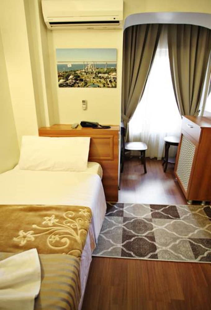 Taksim Palace Hotel 28/60