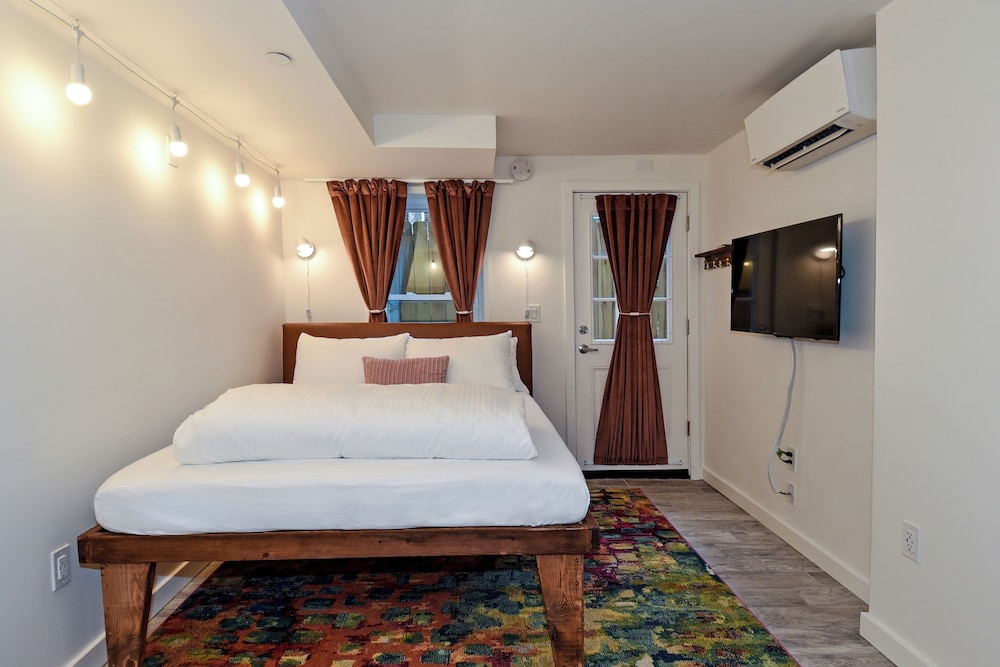 Highroad Hostel Dc 14/48