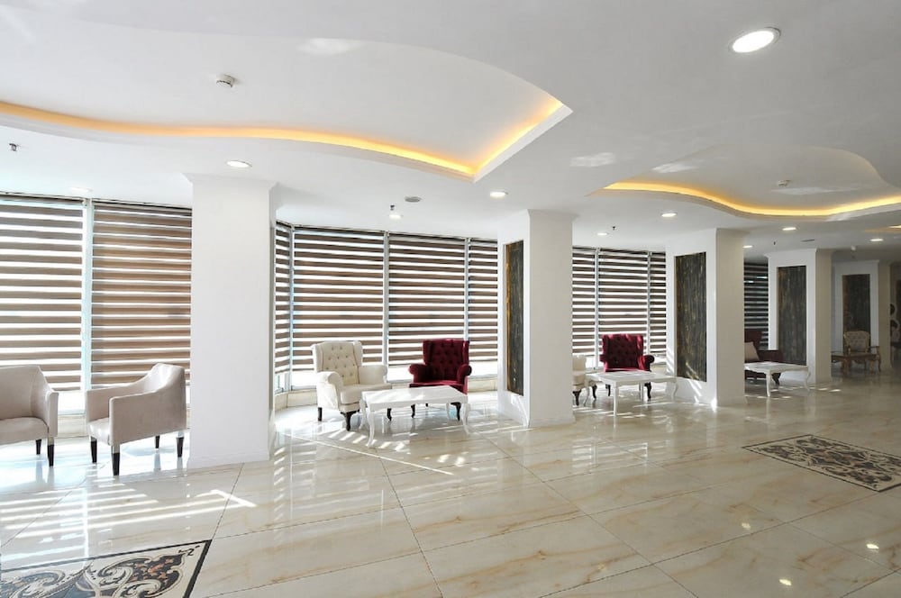 Grand Barhan Hotel 41/50