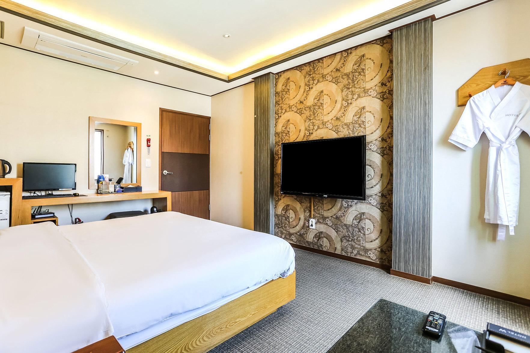 Hotel W Topdong 32/45
