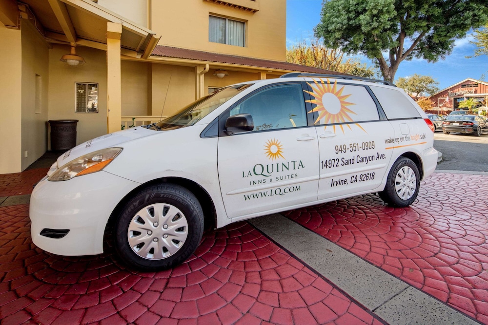 La Quinta Inn & Suites by Wyndham Irvine Spectrum 27/49