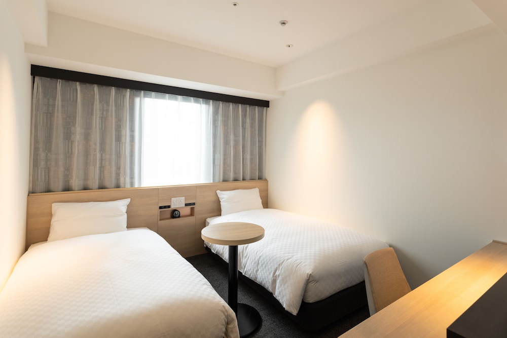STANDARD, TWIN BEDS