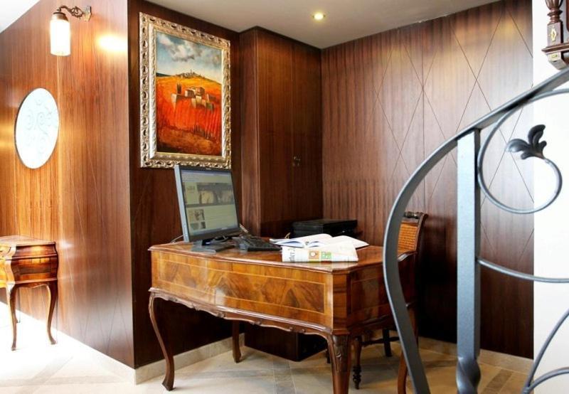 VELA VRATA HOTEL 41/50