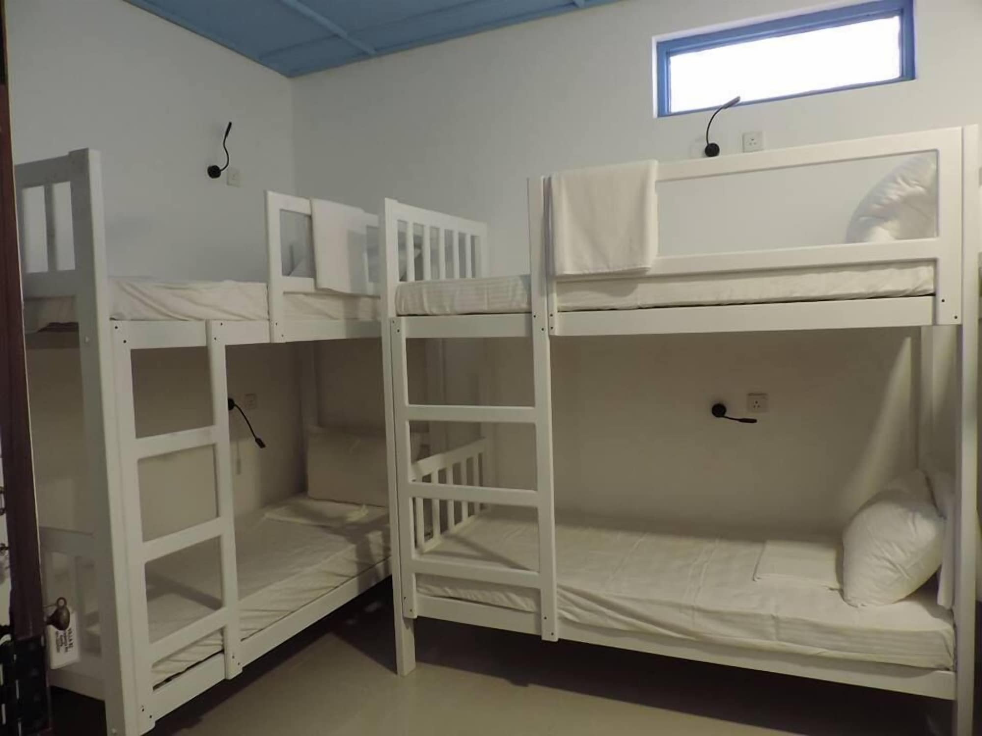 MIXED DORM, 6 BEDS