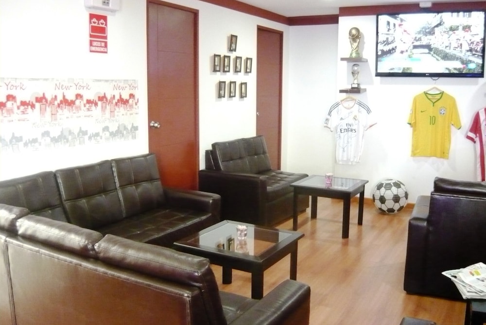 ROYAL INCA HOTEL 37/63