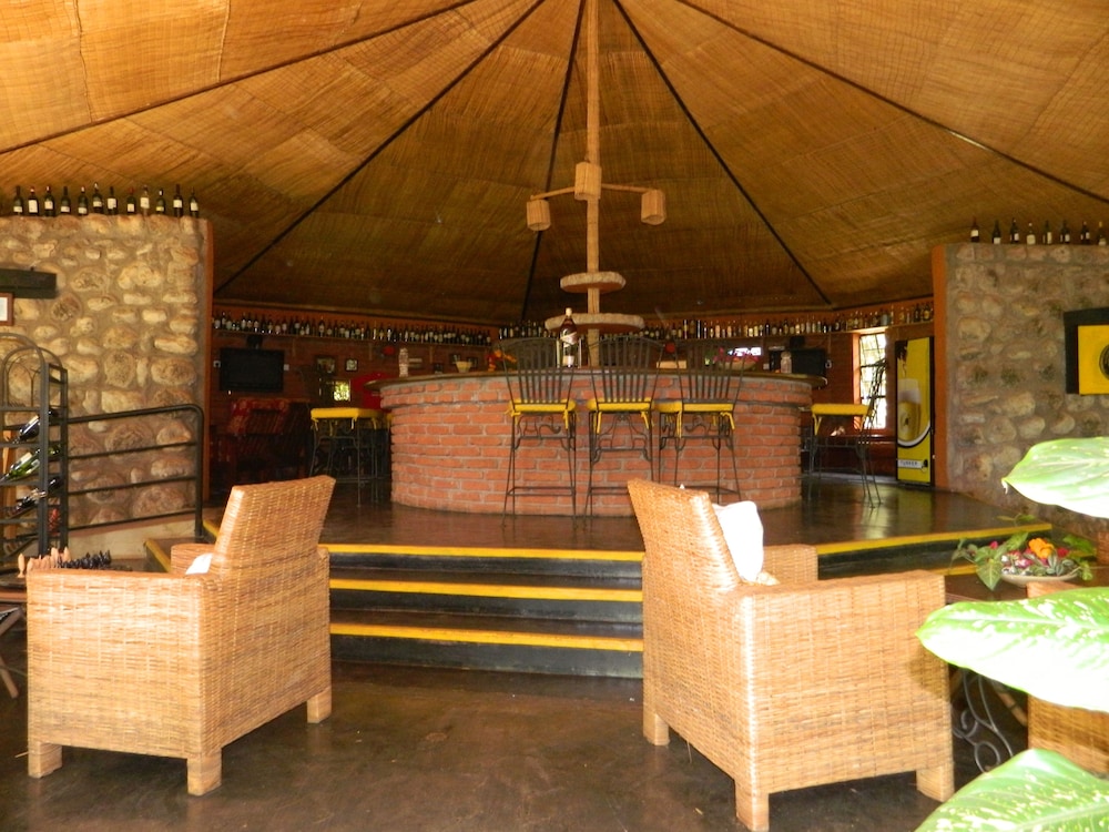 Octagon Lodge 11/50
