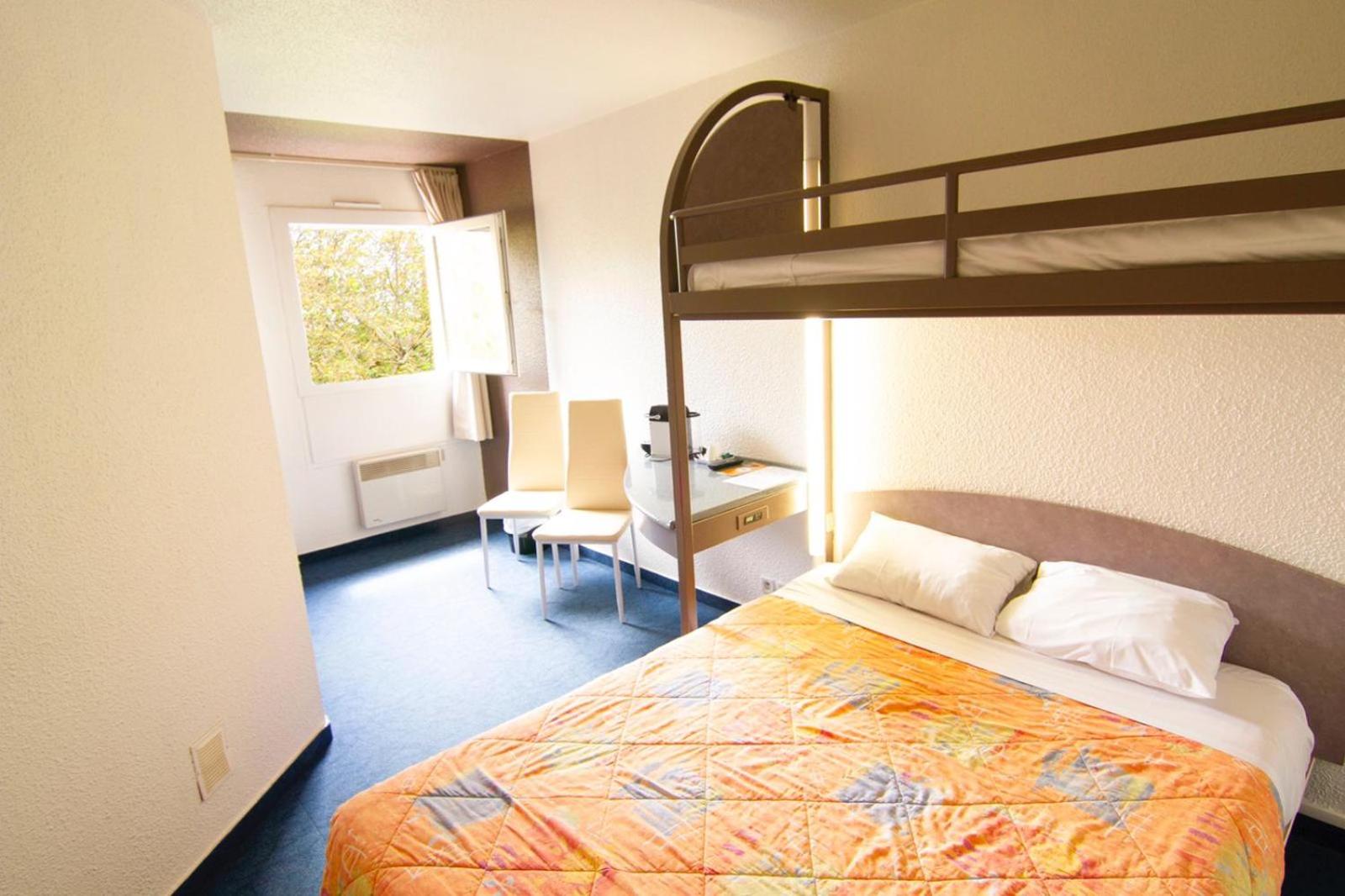 EGG HOTEL - HOTEL LES GENS DE MER Dieppe 12/48