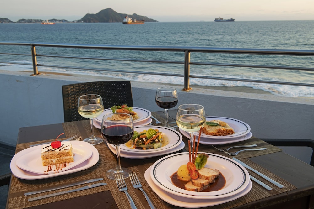 Hotel Fiesta Mexicana Manzanillo Ex Club Fiesta Mexicana Beach 30/50