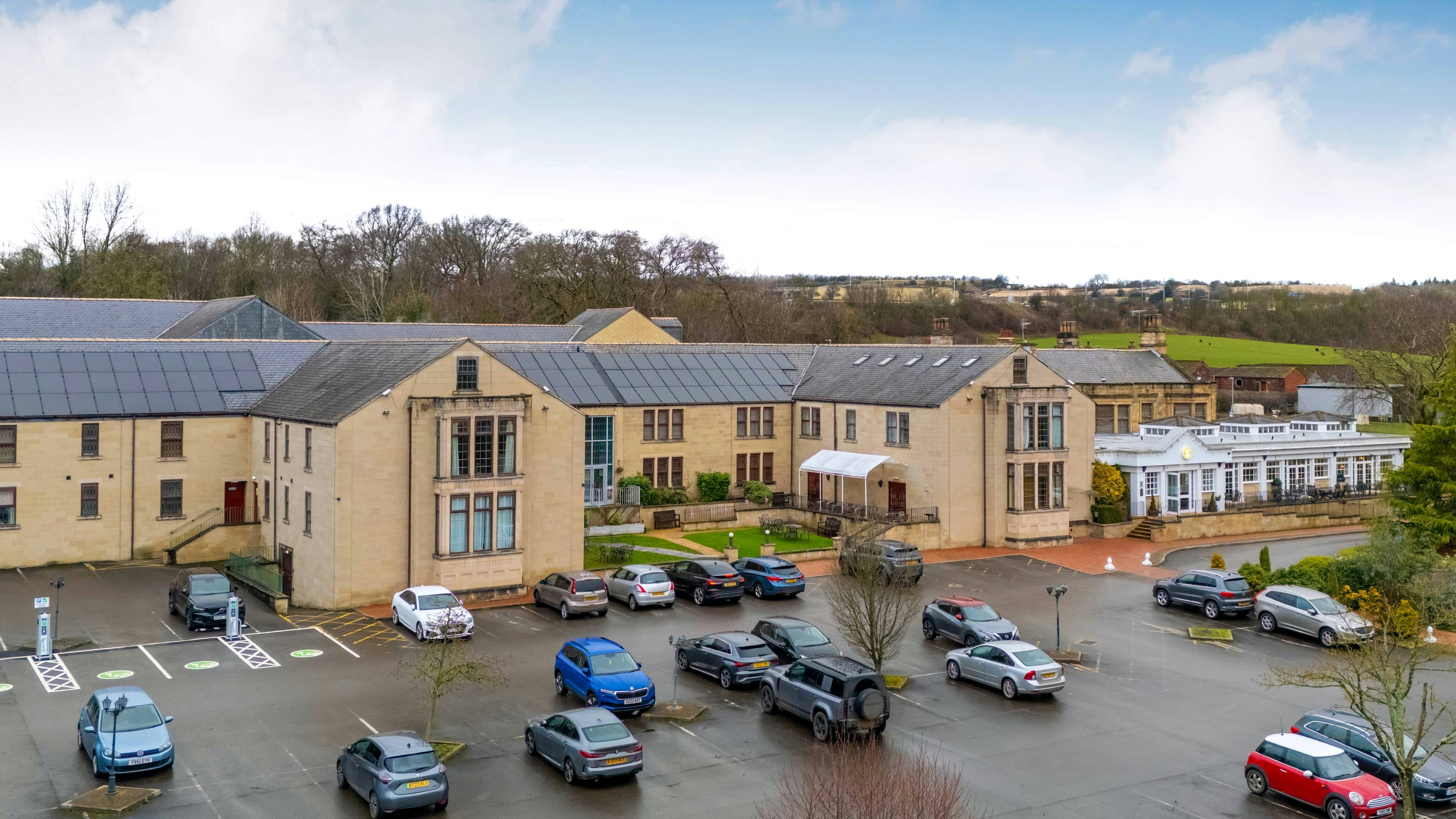Gomersal Park Hotel 38/49
