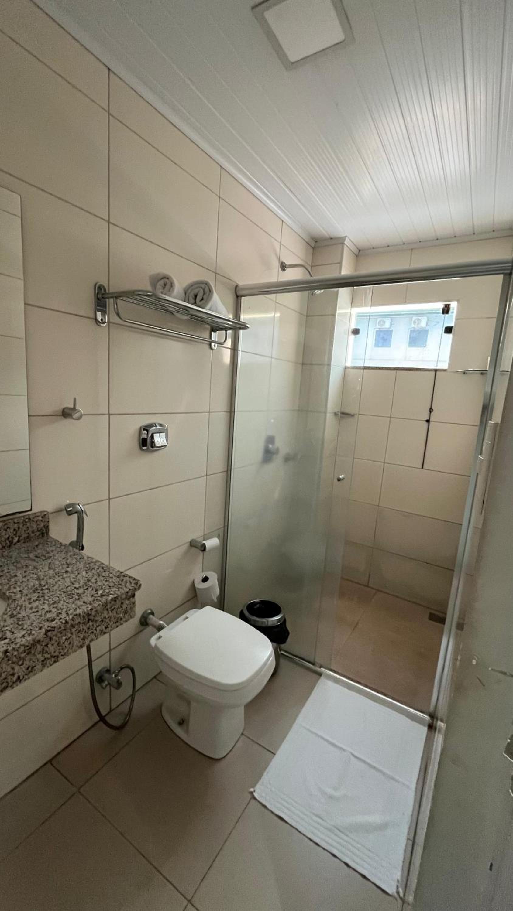 Economy Master Hotel 7/9