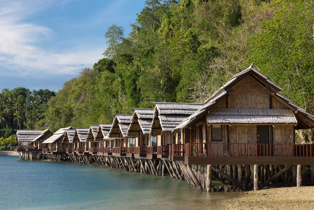 Pearl Farm Beach Resort 66/75
