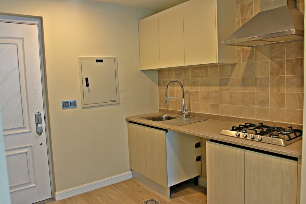 Centaurus Hotel Suites 32/42