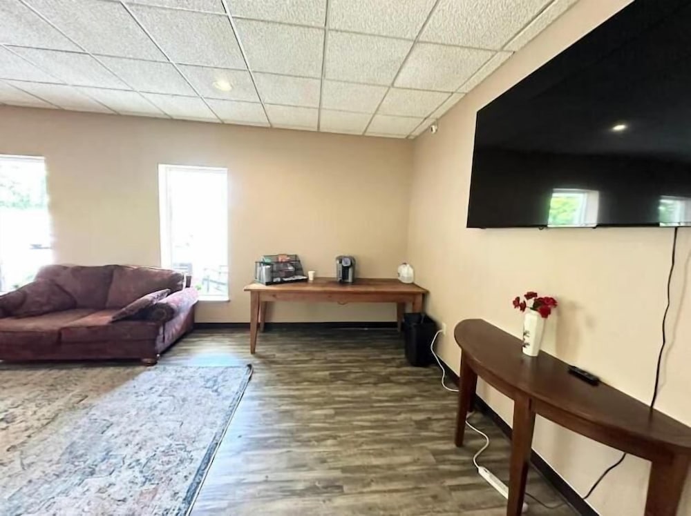 French Creek Inn 22/42