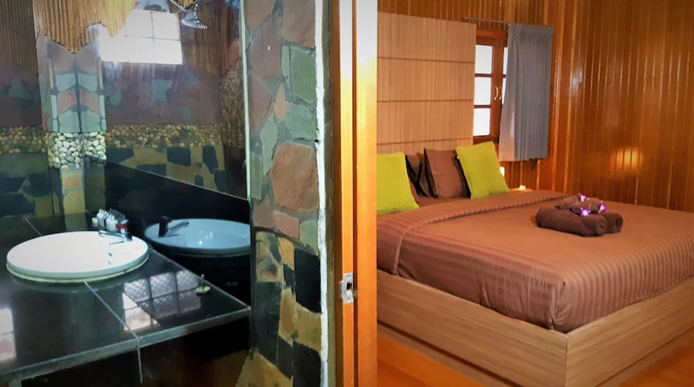 Alpha Gay Resort - Adults Only 14/70