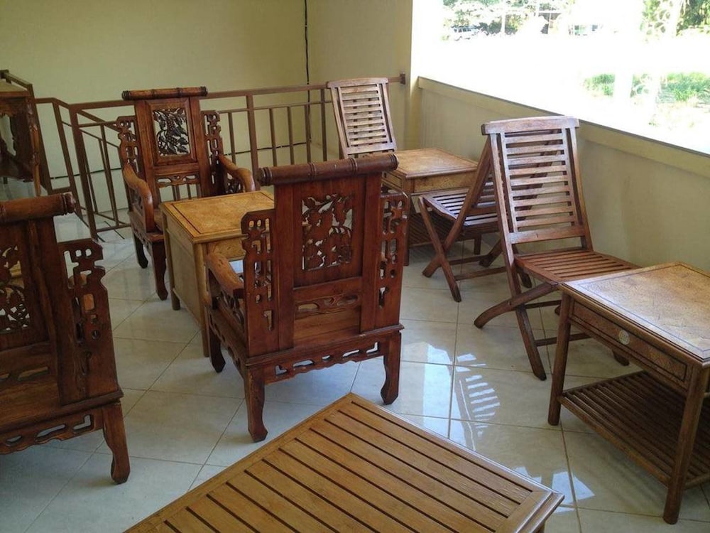 Sari Buana Bed Breakfast 42/62
