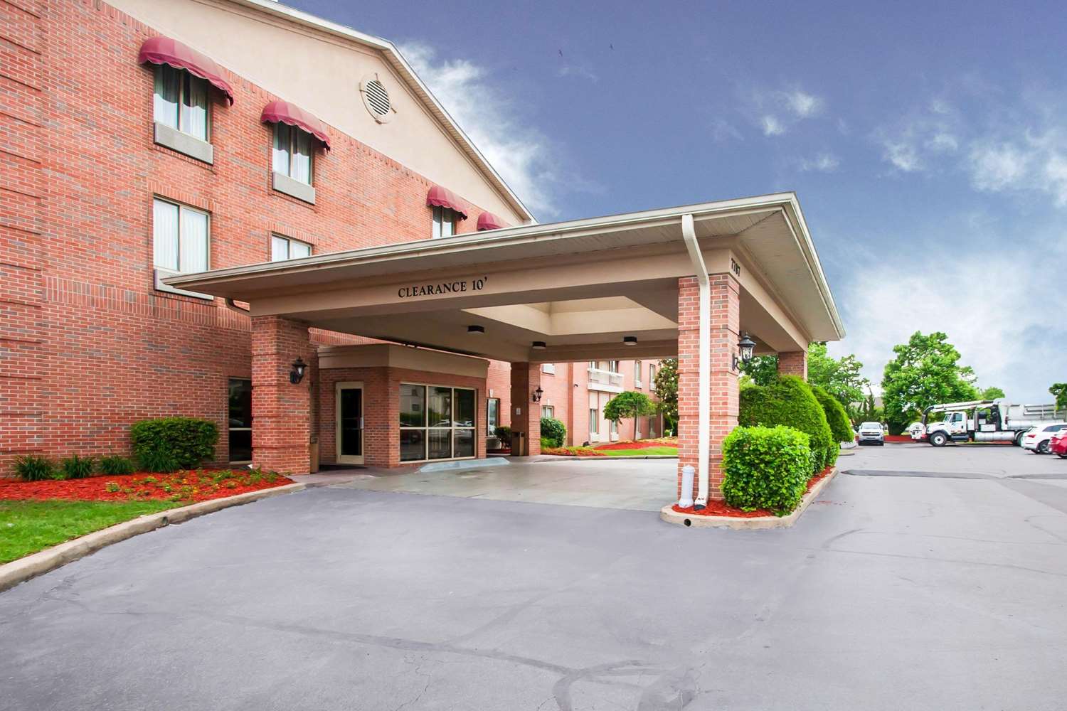 Quality Inn and Suites Germantown North 36/37