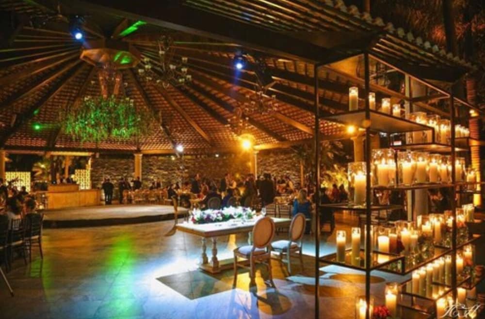 InHouse Select Hacienda Tres Rios 46/70
