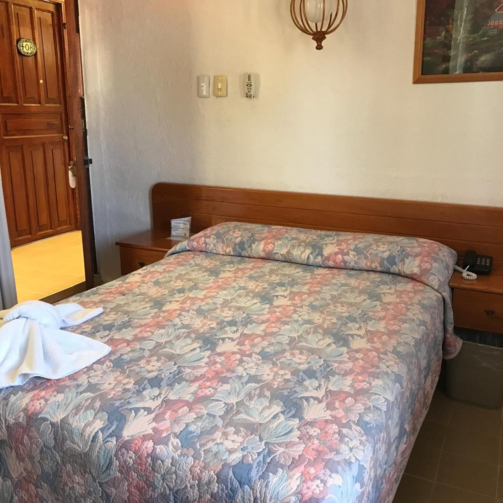 Hotel Los Arcos 25/51