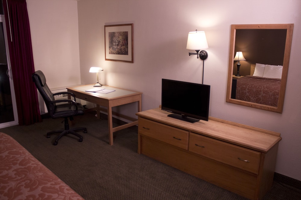 Fairbridge Inn Suites Lewiston 44/48