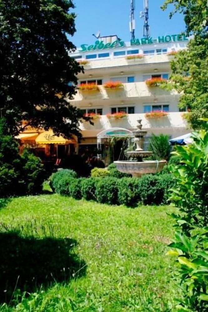 Seibel Apos S Parkhotel 49/53