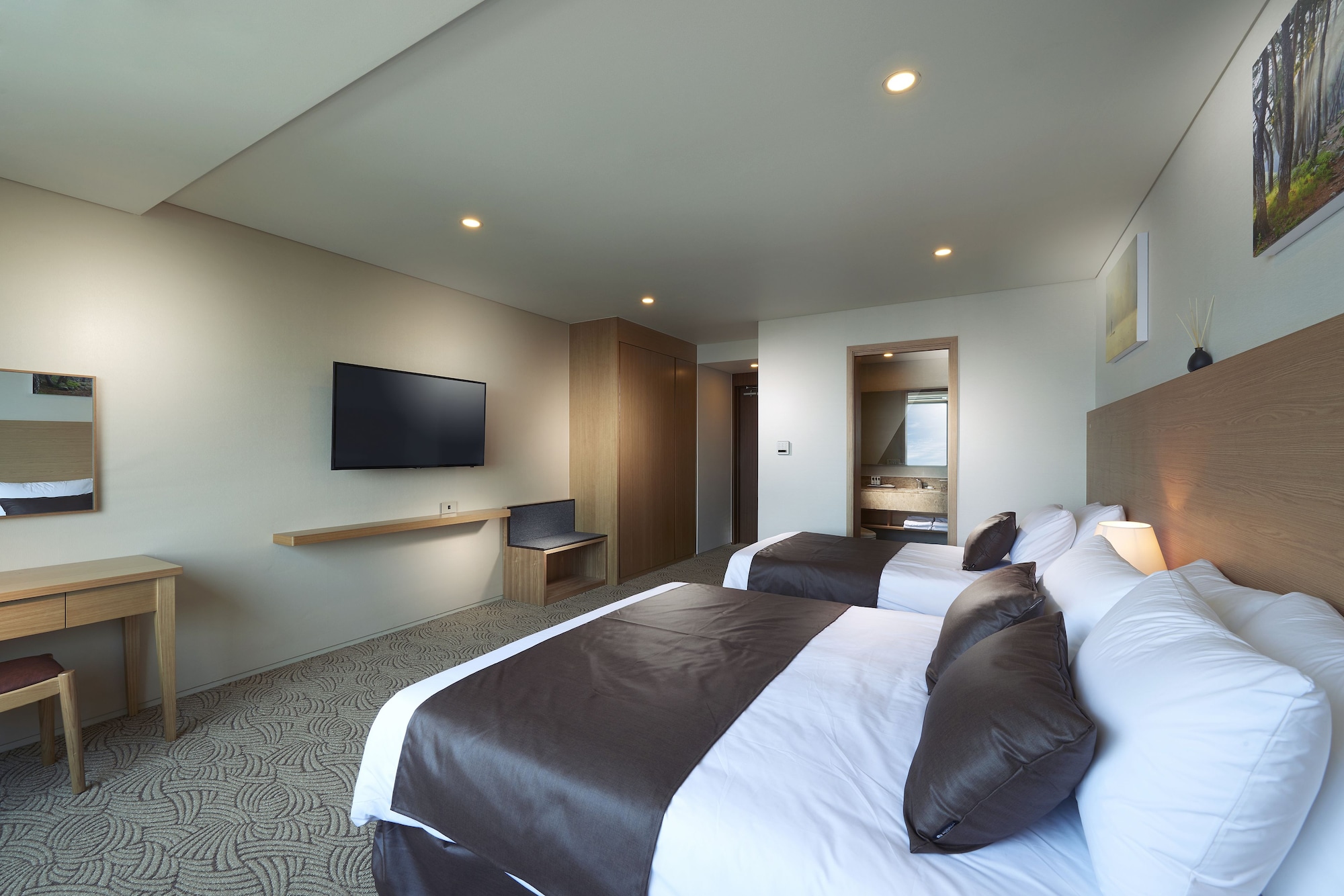 غرفة بريميير عائلية بسريرين كوين، Benikea Jungmun Hotel 4/10