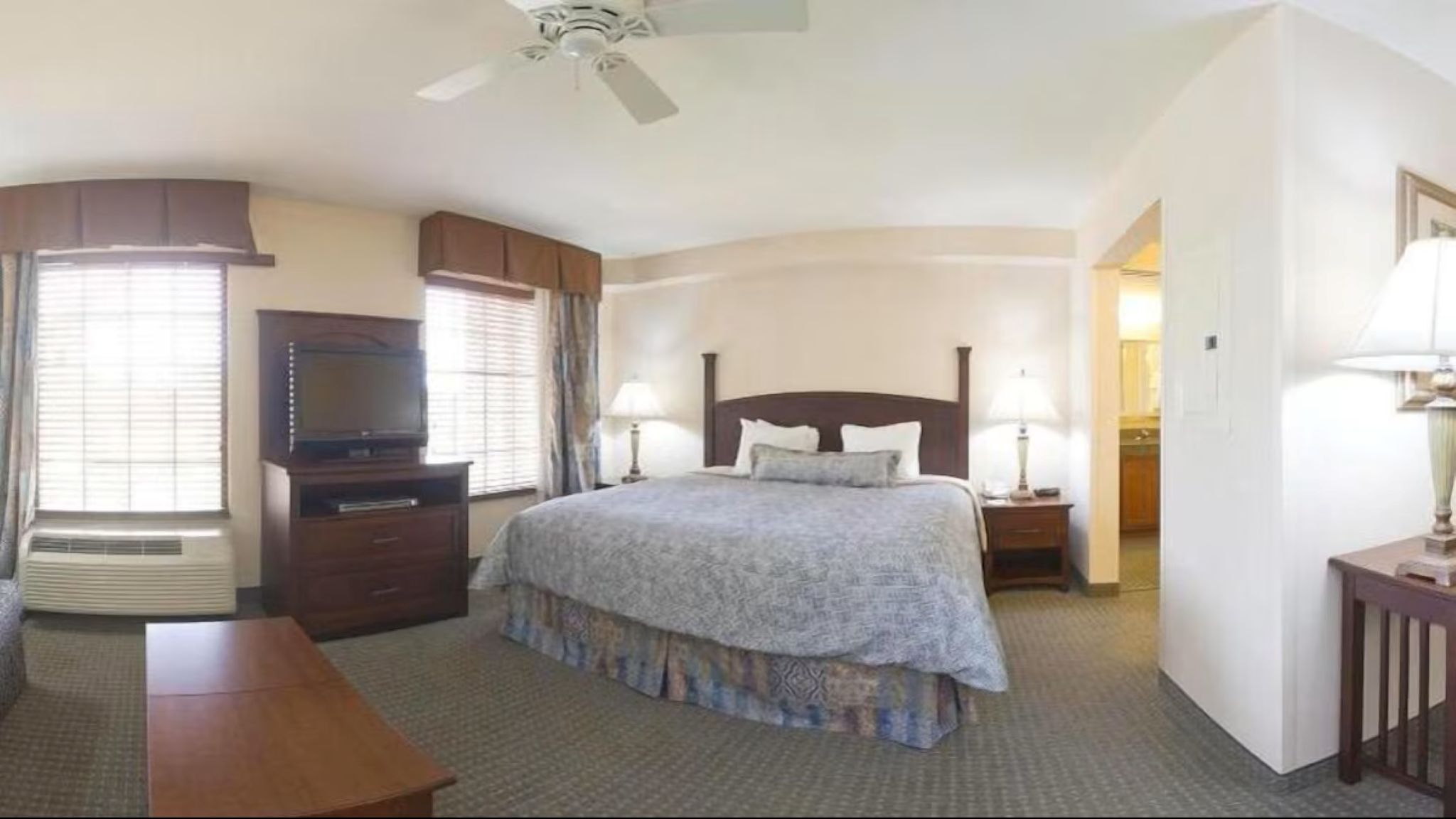 2 BEDROOMS, SUITE, 1 KING OR 2 QUEEN BEDS, 2 BATHROOMS