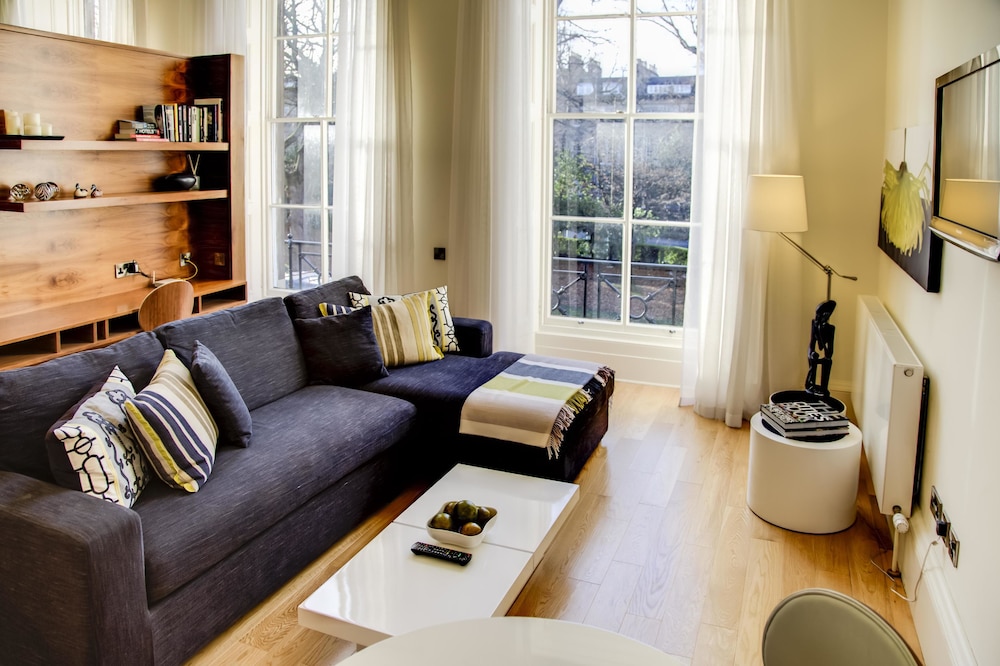 Clarendon Luxury Apartments 22/46