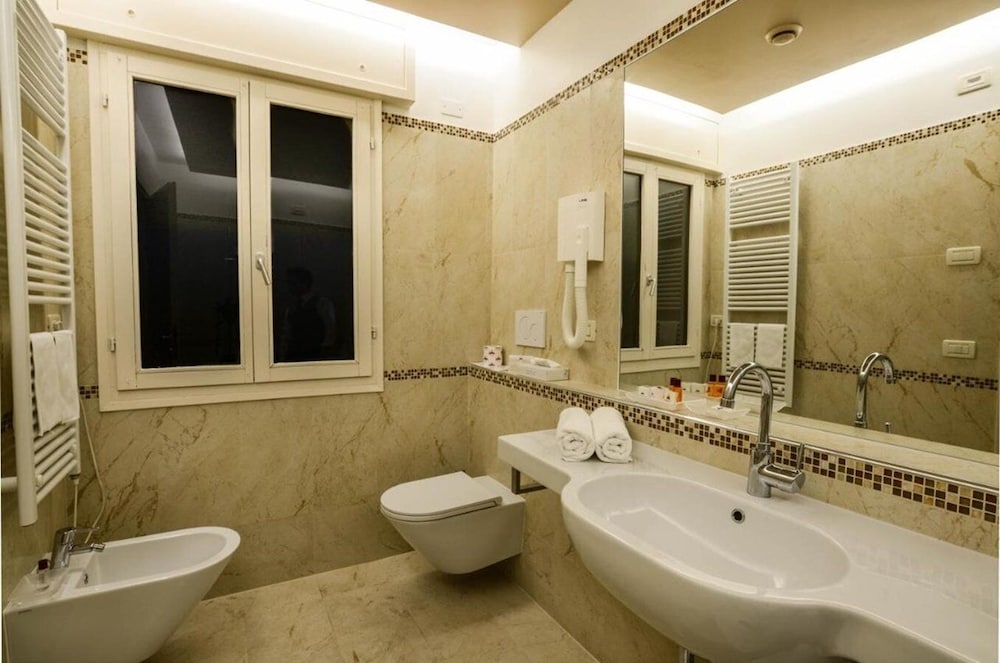 Royal San Marco & Suites 44/50