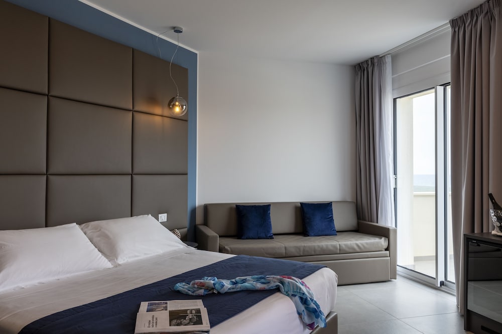 Resort La Battigia 34/70