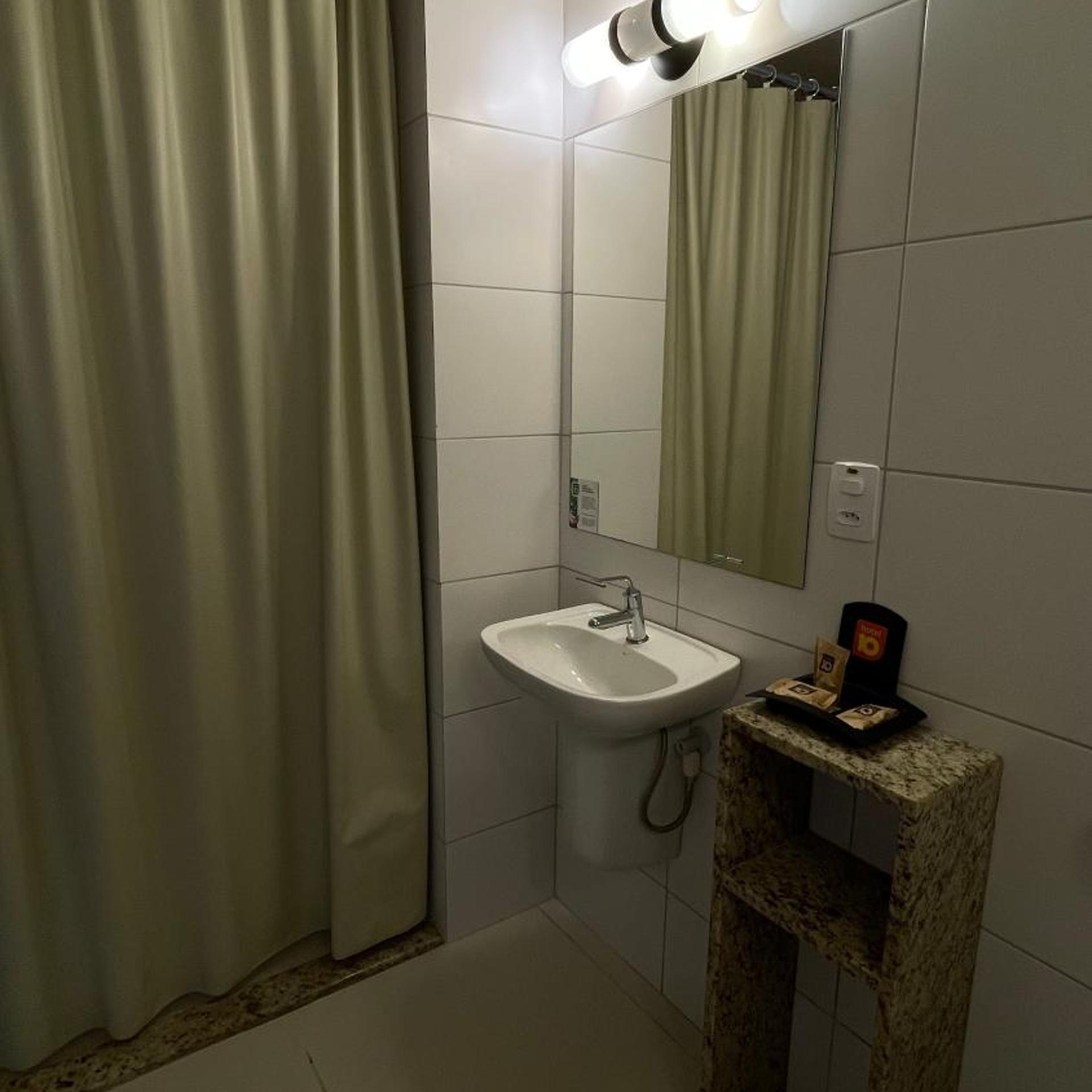 HOTEL 10 PALMAS 53/53