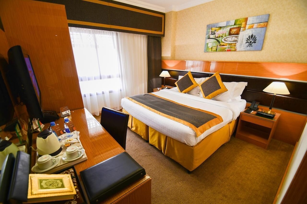 فندق نزل الشاكرين(Al Shakreen Golden Tulip (ex. Nozol Al Shakreen Hotel)) 20/54