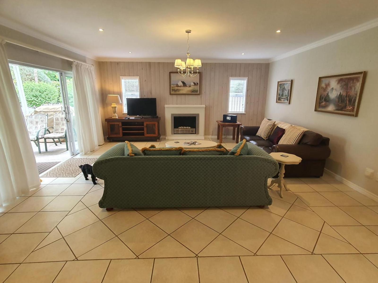 Knysna Self-catering Holiday Home 11/15